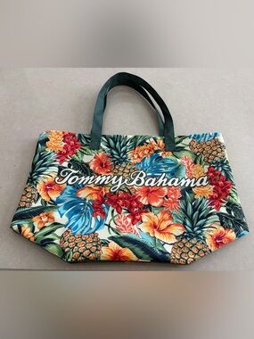 2025 Tommy Bahama Canvas Tote - Tropical Pineapple & Hibiscus